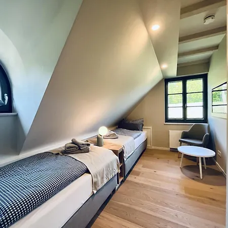 Strandleben 09 Klein Stresow Ruegen By Ruyastay